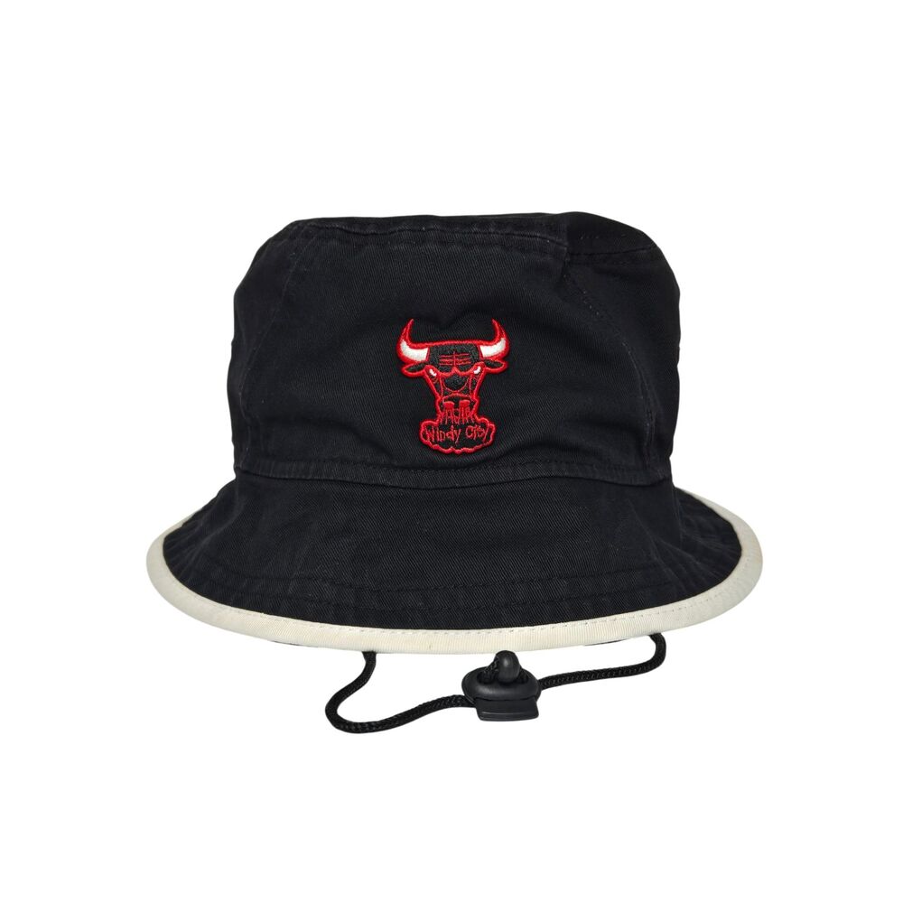 New Era Chicago Bulls Bucket Hat | Men's Size XL | Hardwood Classics | Black Red